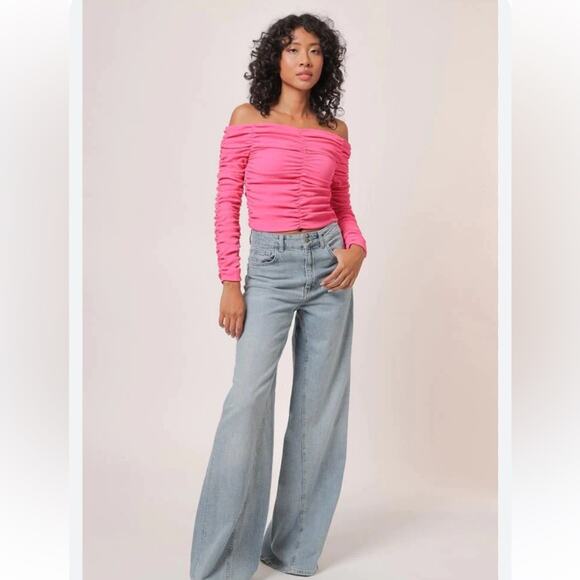 Line & Dot Kai Ruched Off the Shoulder Top in Hot Pink Small NWOT - Picture 1 of 10
